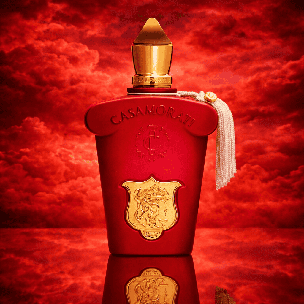 Casamorati női parfüm, luxus illat, piros üveg, arany kupakkal, Zeniche Parfüméria.