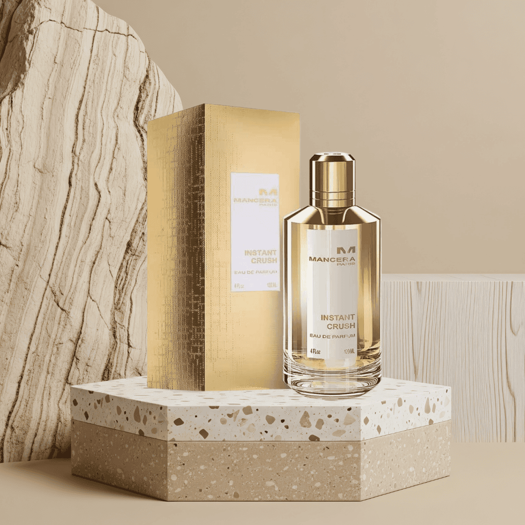 Mancera Instant Crush parfüm üveg és arany doboz, luxus illatszer.