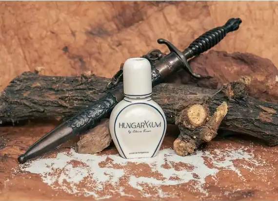 HUNGARYIUM különleges parfüm Zeniche Parfüméria, limitált kiadás, elegáns illat nőknek és férfiaknak.